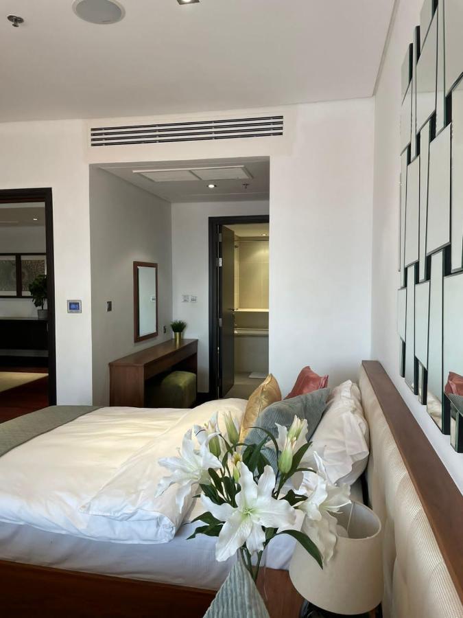 Luxurious 2 Bedroom Apartment In Anantara Hotel And Residences Дубай Экстерьер фото